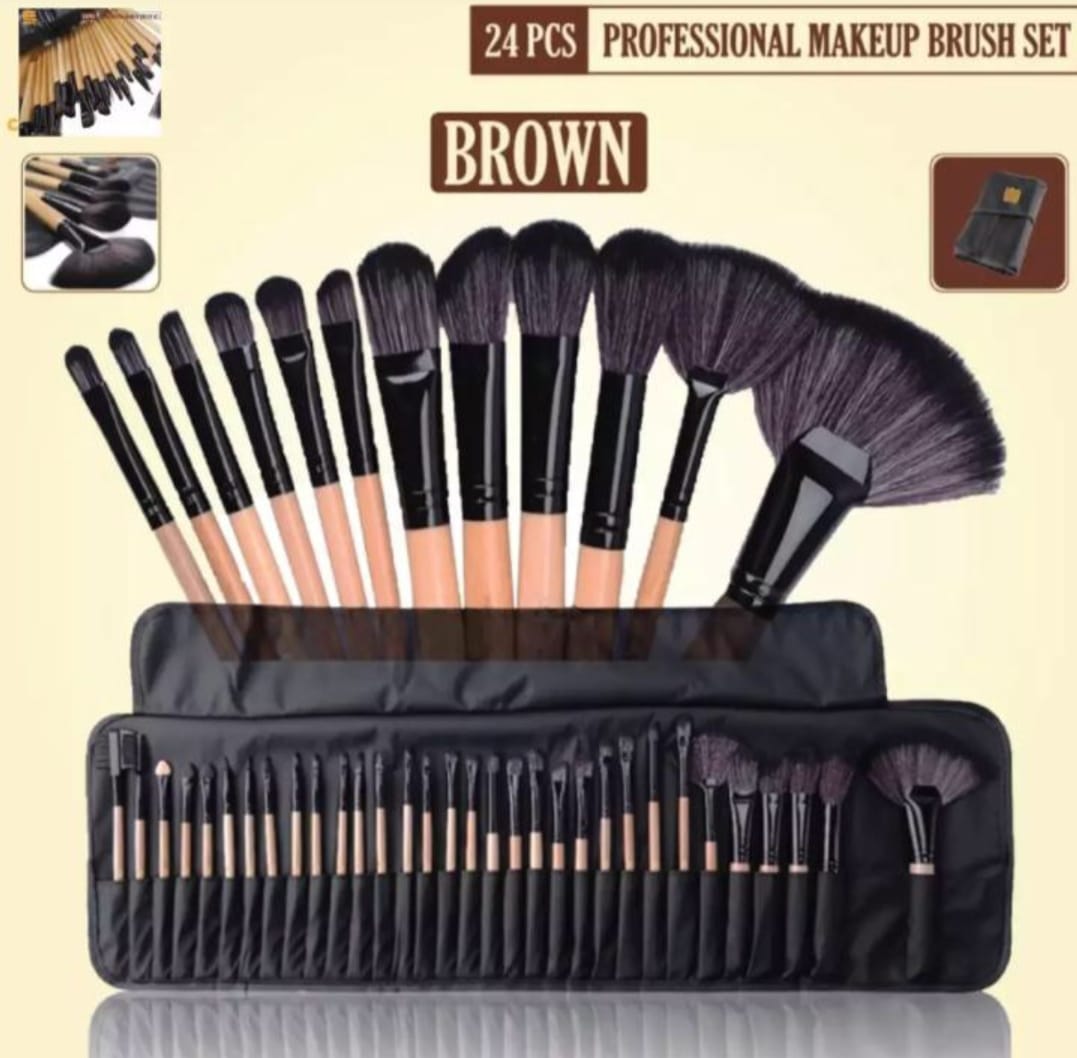 Bobi Brown 24pc Makeup Brush & Leather Pouch